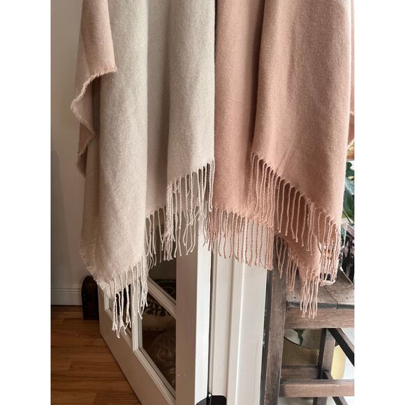 Soia & Kyo Woven Miku-S Scarfigan w/Fringe, One Size - Picture 10 of 11